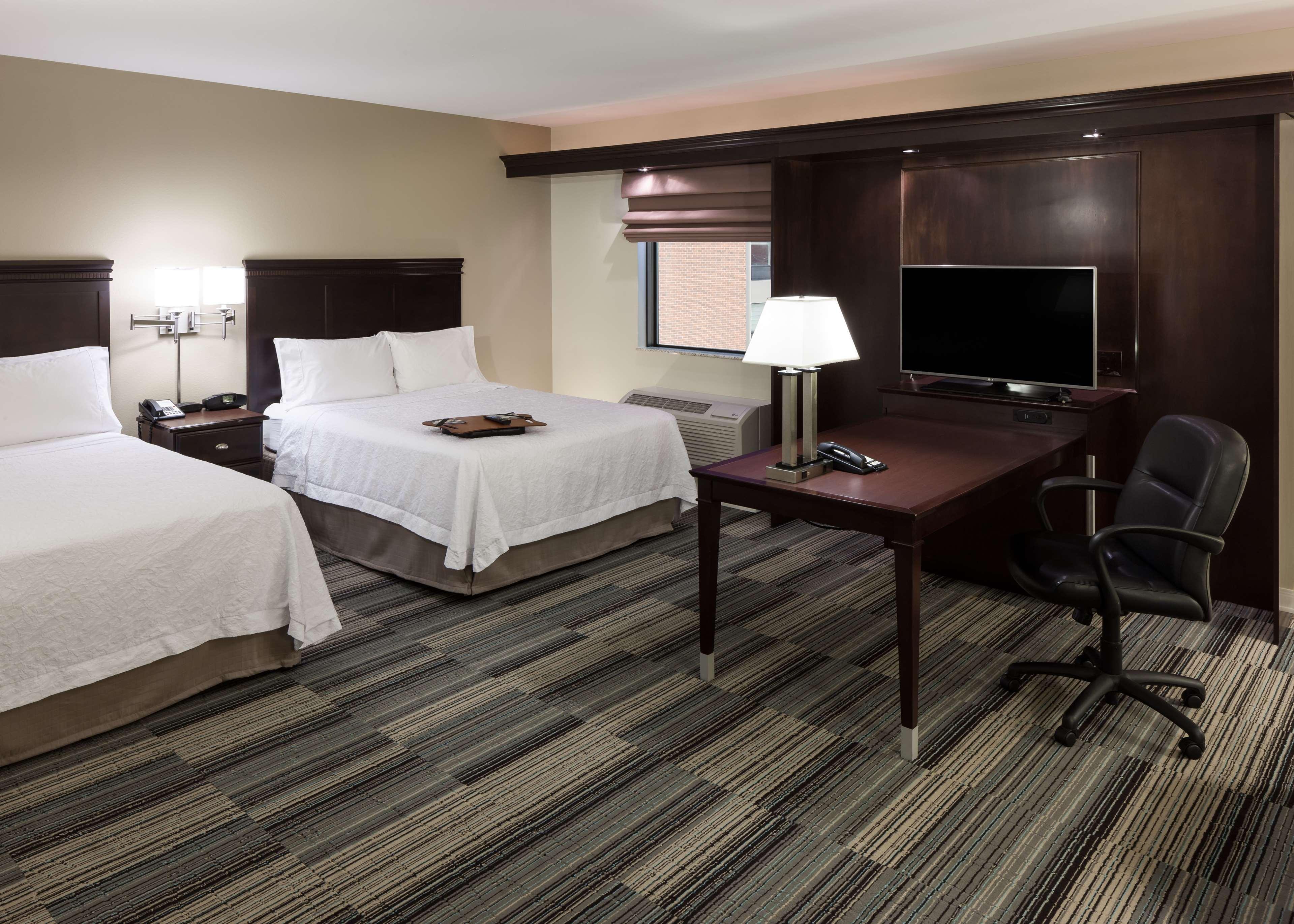 Hampton Inn & Suites Omaha-Downtown Eksteriør bilde