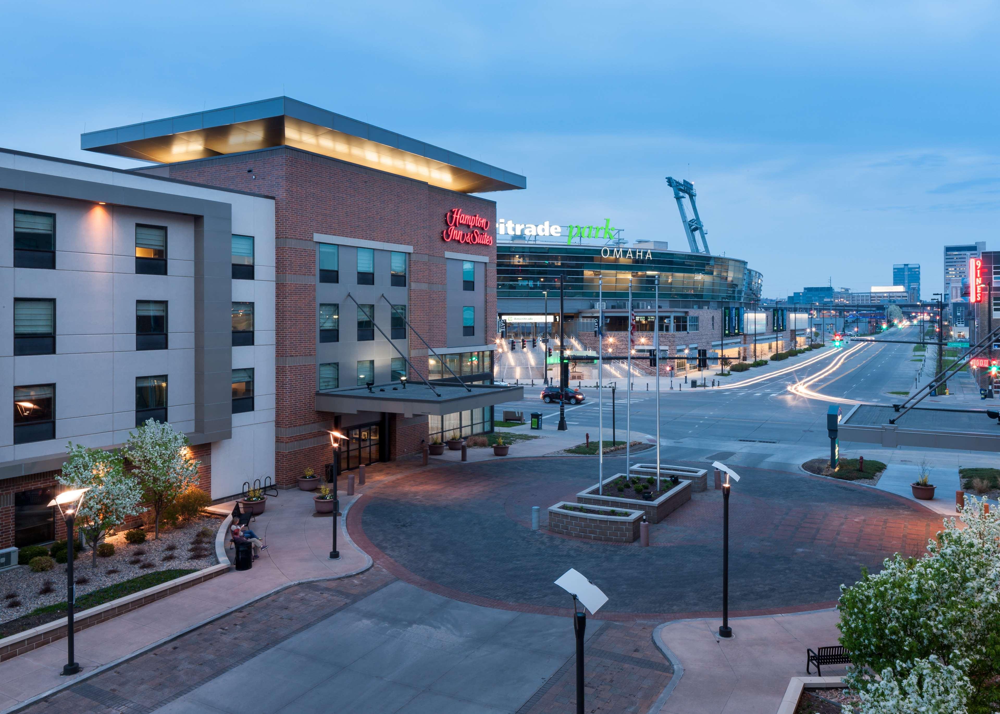 Hampton Inn & Suites Omaha-Downtown Eksteriør bilde